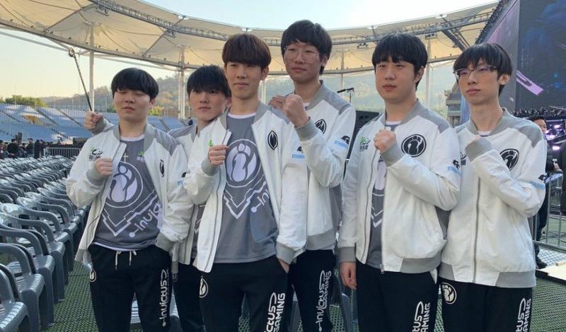 奥卡福尔的 奥卡福尔的