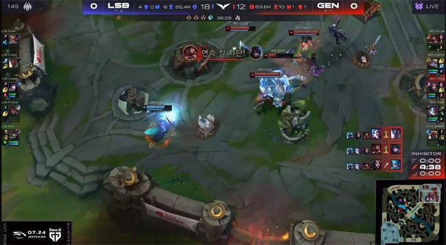 两队的比赛 两队的比赛