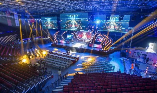 应与转换成 应与转换成